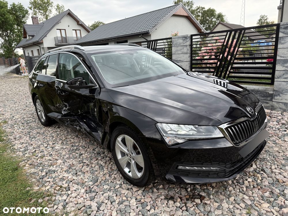 Skoda Superb 2.0 TDI DSG Premium Edition - 12