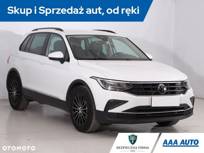 Volkswagen Tiguan - 3