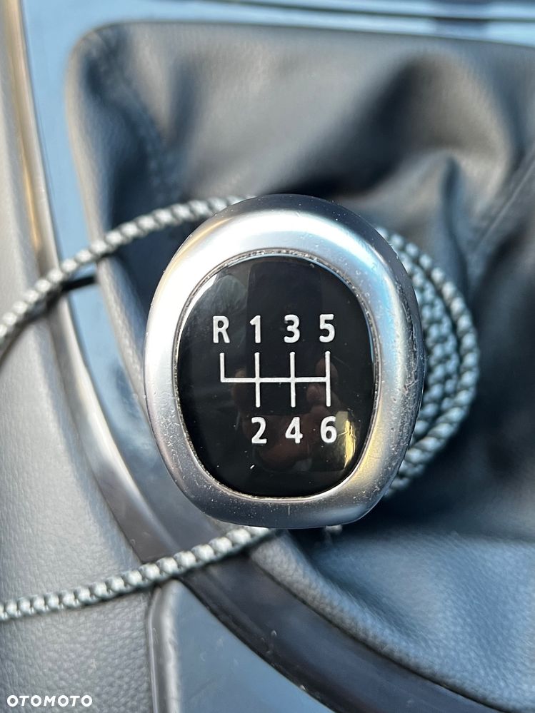 BMW Seria 1 118d - 25