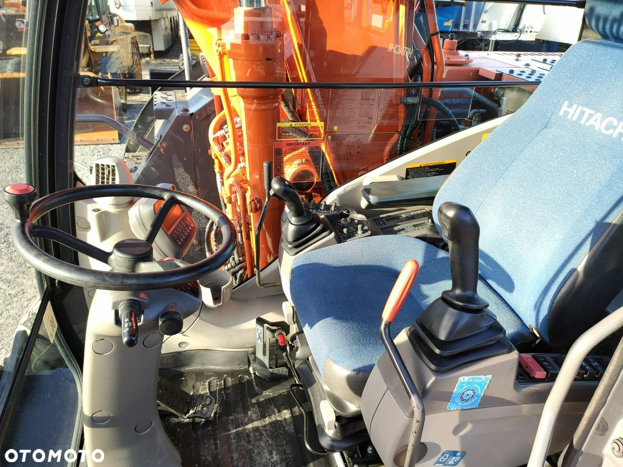 Hitachi ZX140 Koparka Kołowa - 22