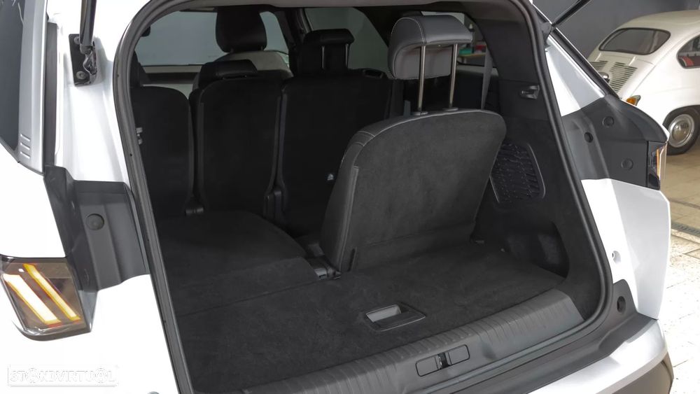 Peugeot 5008 1.2 Hybrid Allure e-DCS6 — fotografia 9