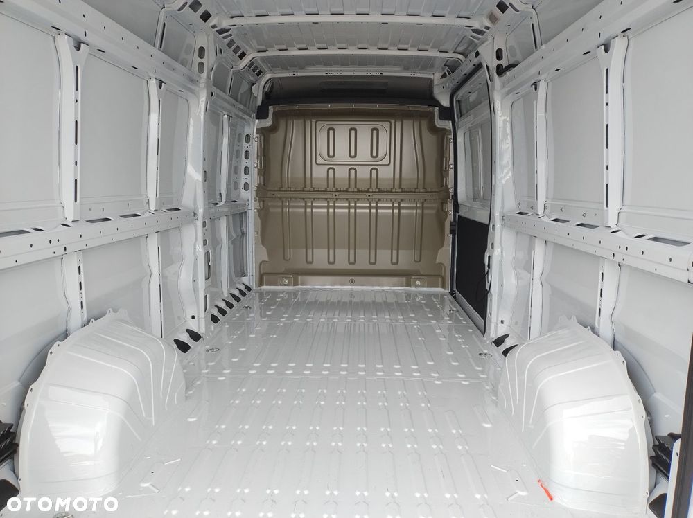 Opel movano Movano Furgon L3H2 2.2 Diesel 140KM MT6 Euro 6E DMC 3.3t 13m3 - 9