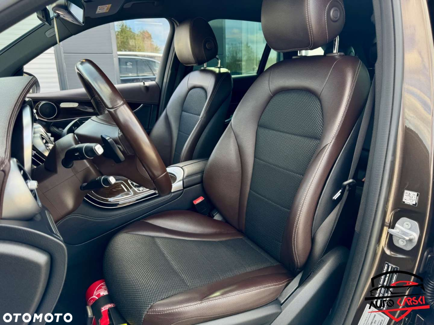 Mercedes-Benz GLC - 25