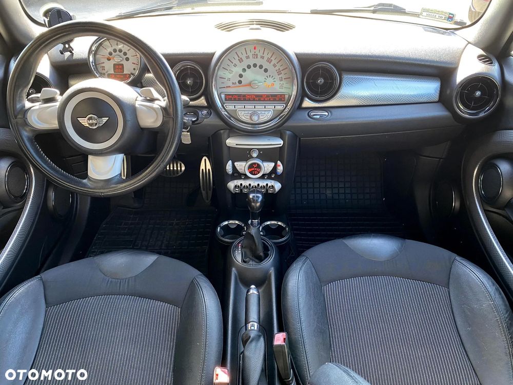 MINI Cooper S Standard - 24