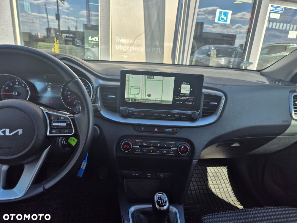 Kia Ceed 1.5 T-GDI M - 12