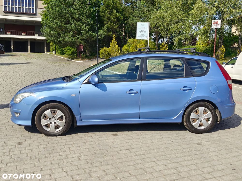 Hyundai i30 1.6 CRDi Classic + - 3