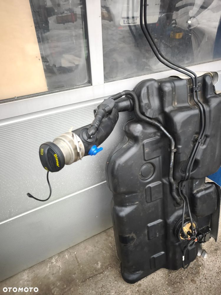 Zbiornik paliwa 2n0201021 VW Crafter II Man tge 16-26r kompletny - 3