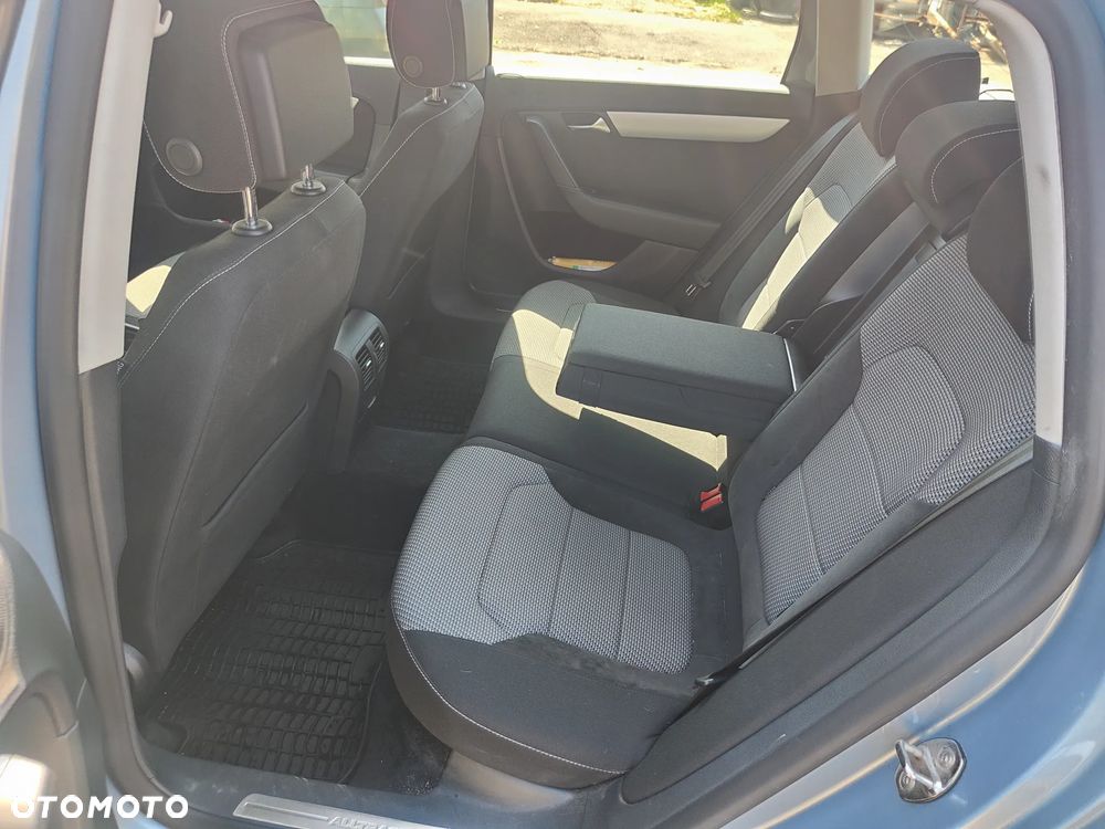Volkswagen Passat Alltrack 2.0 TDI 4Mot - 11