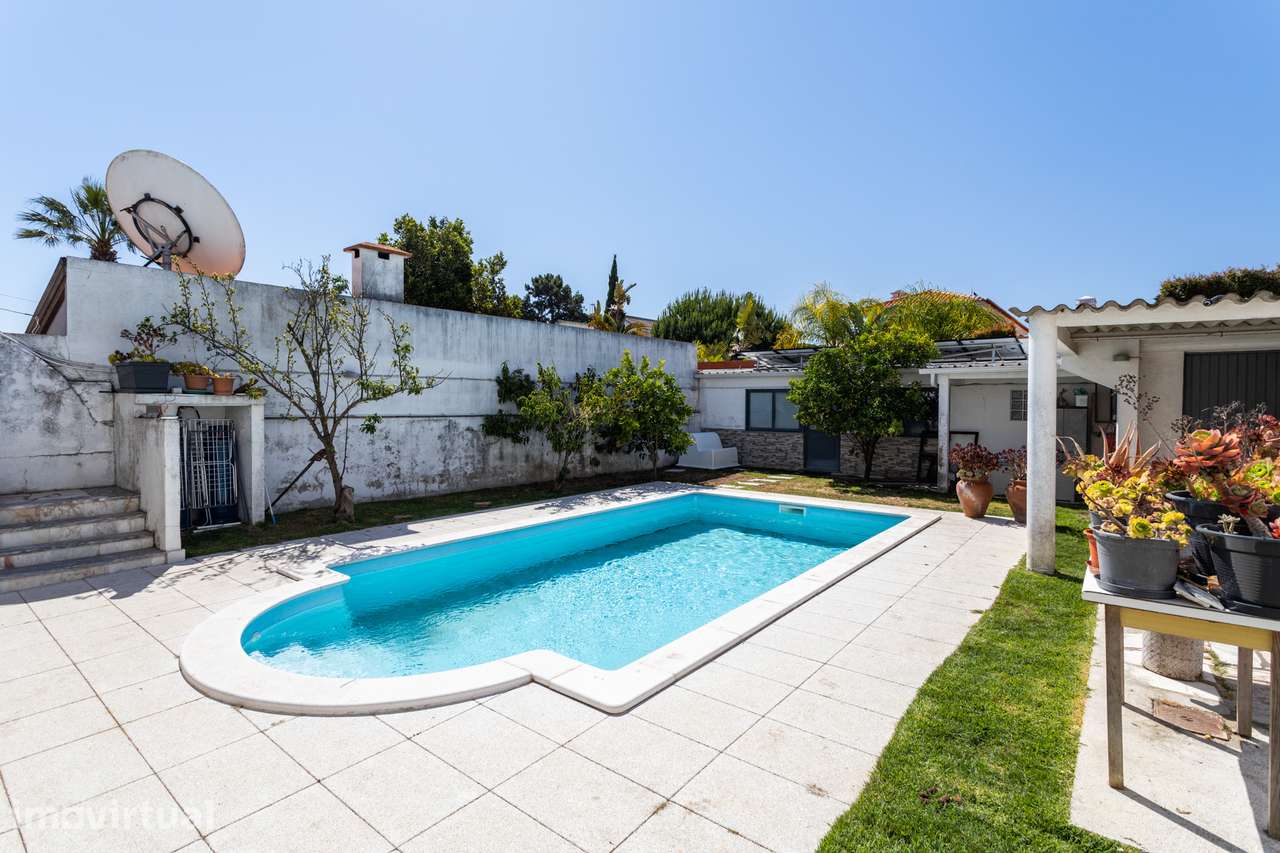 Moradia Geminada Remodelada com Piscina na Marisol, a 10 Minutos da Pr - Grande imagem: 5/57