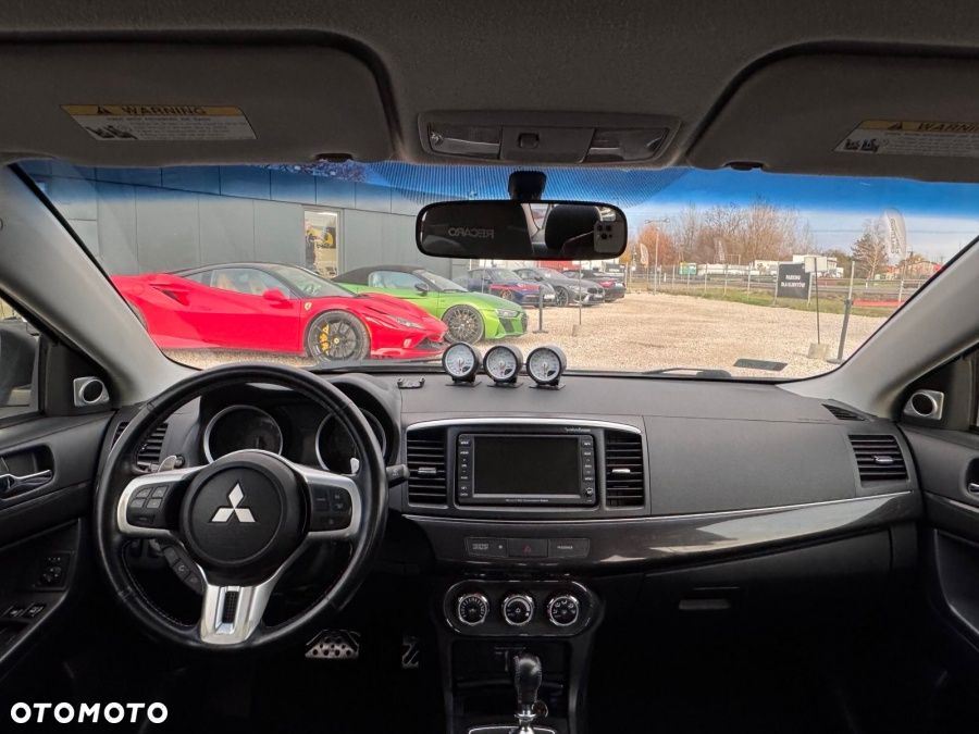 Mitsubishi Lancer Evolution - 13