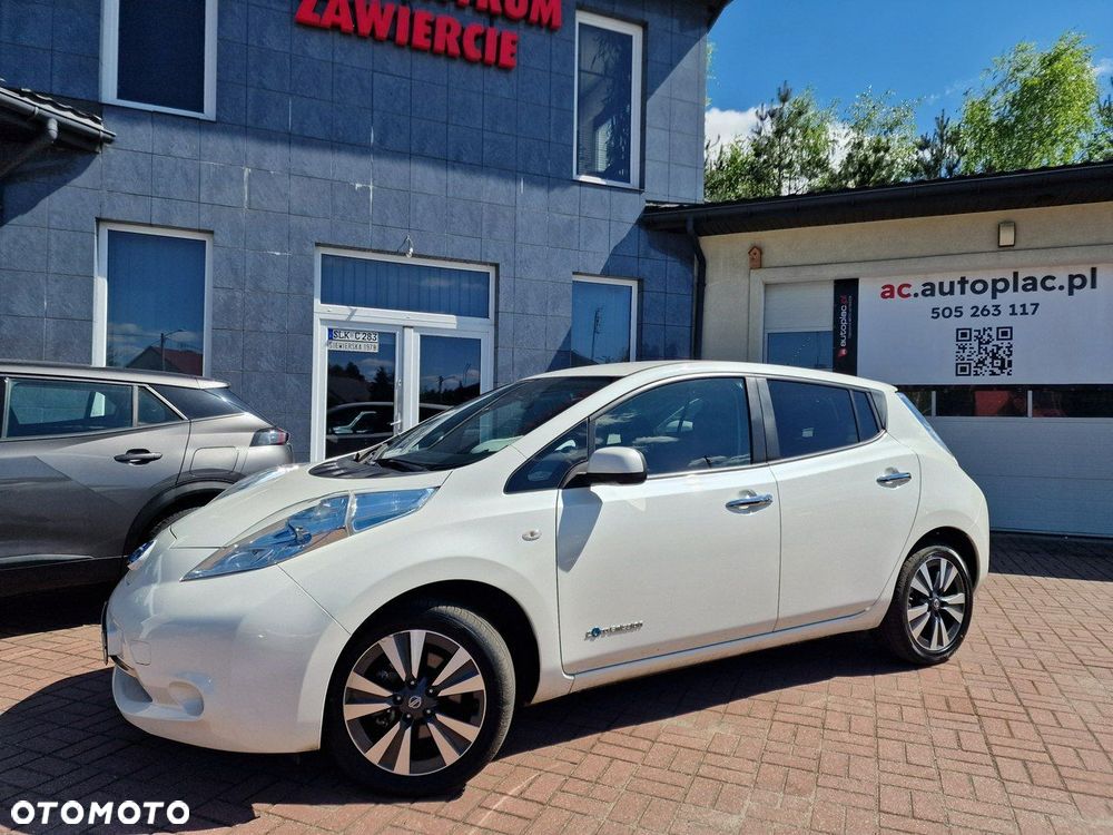 Nissan Leaf 24kWh Tekna - 10