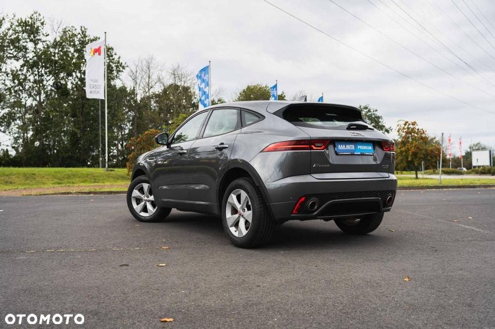 Jaguar E-Pace - 7