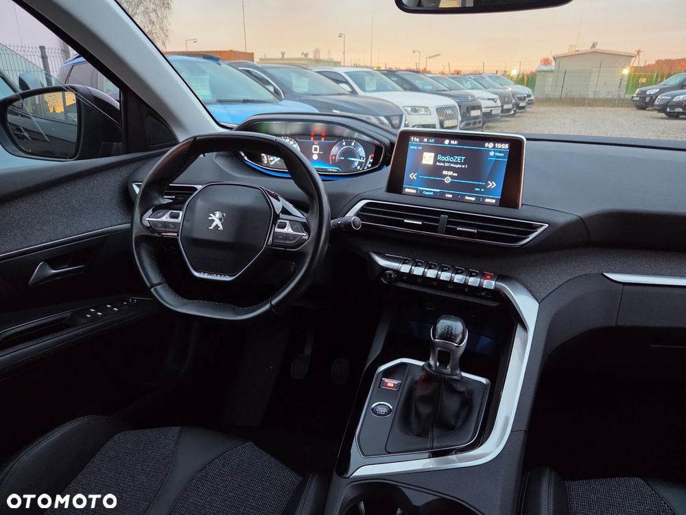 Peugeot 3008 1.5 BlueHDi Allure Pack S&S - 21