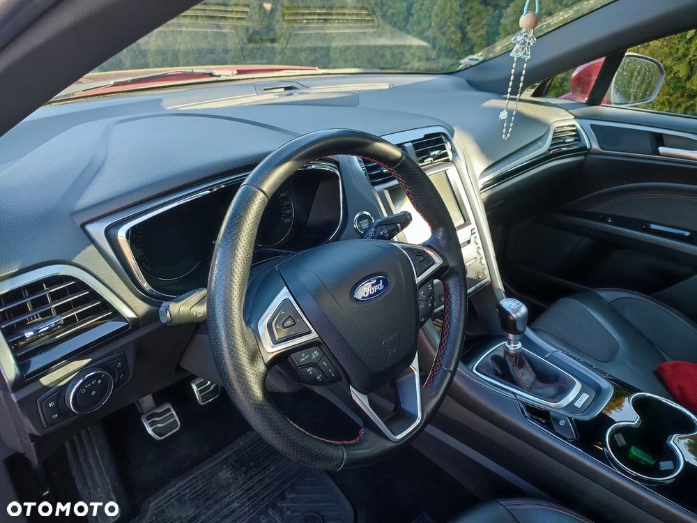 Ford Mondeo 1.5 EcoBoost ST-Line - 12