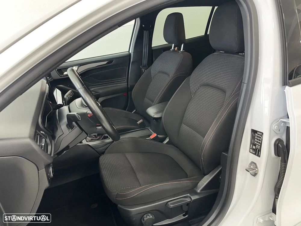 Ford Focus SW 1.5 TDCi EcoBlue ST-Line - 10