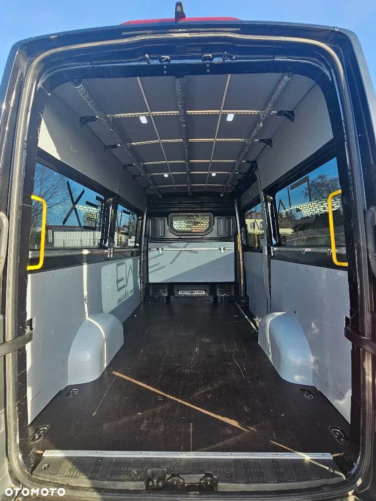 Volkswagen Crafter - 9