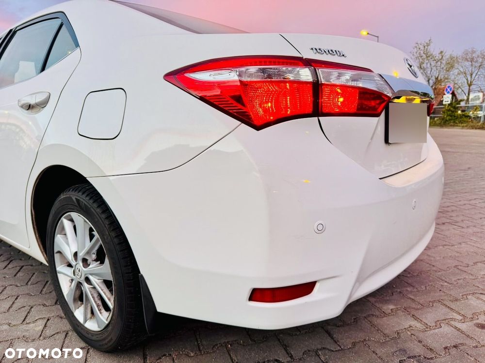 Toyota Corolla 1.6 Premium - 8