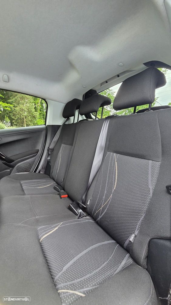 Peugeot 208 1.2 VTi SE Style - 11