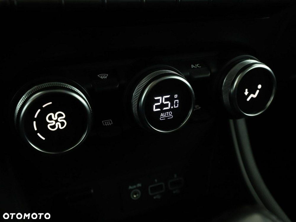 Renault Captur TCe Mild Hybrid 140 EDC GPF EVOLUTION - 28