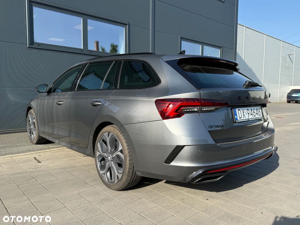 Skoda Octavia 2.0 TSI RS DSG - 5