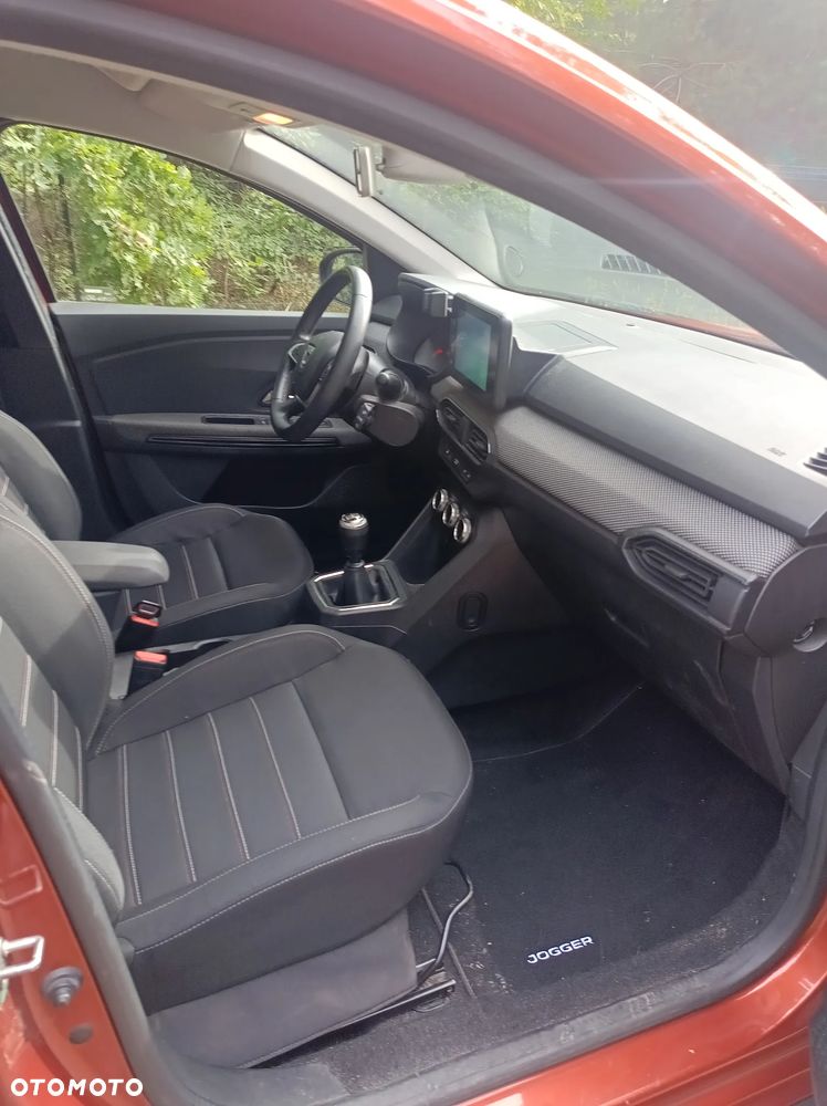 Dacia Jogger 1.0 TCe Comfort 7os - 13