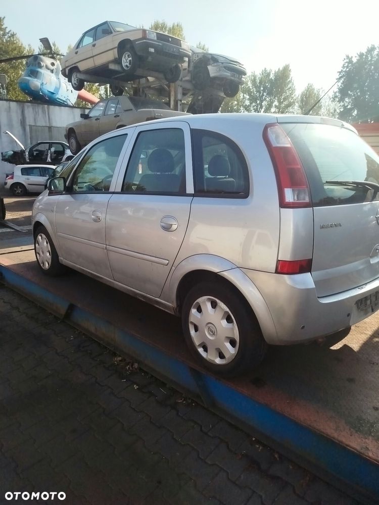Opel Meriva A na  części. - 9