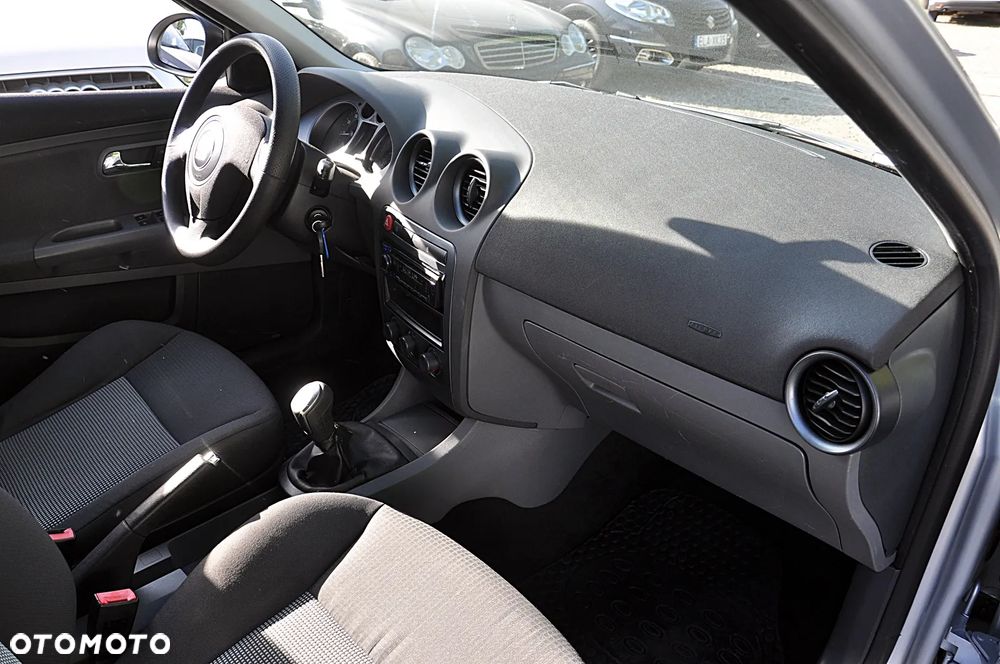 Seat Ibiza 1.4 16V Comfort Edition - 17