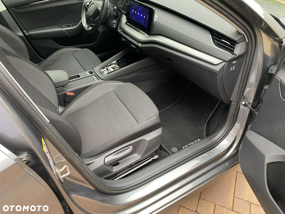 Skoda Octavia 1.5 TSI e-Tec Ambition DSG - 37