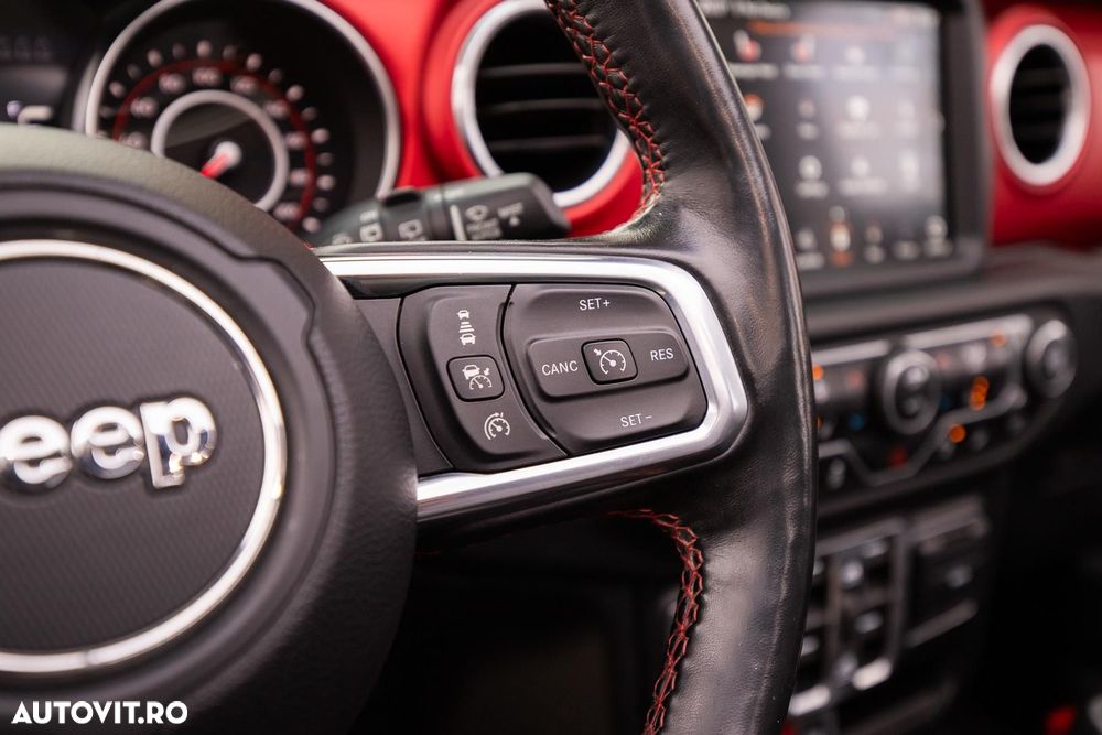 Jeep Wrangler 2.0 Turbo AT8 Rubicon - 24