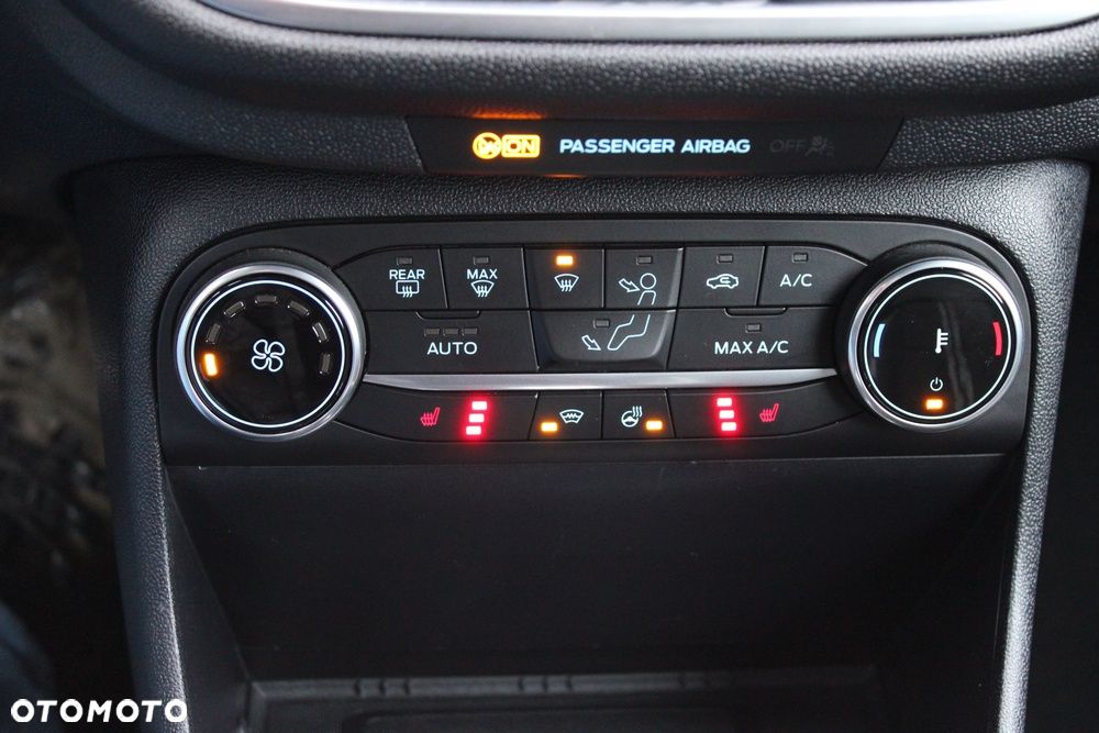 Ford Fiesta - 34