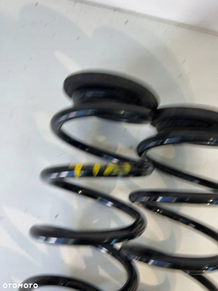 Sprężyna tylna Audi TT TTS Mk2 2014 Komplet - 5