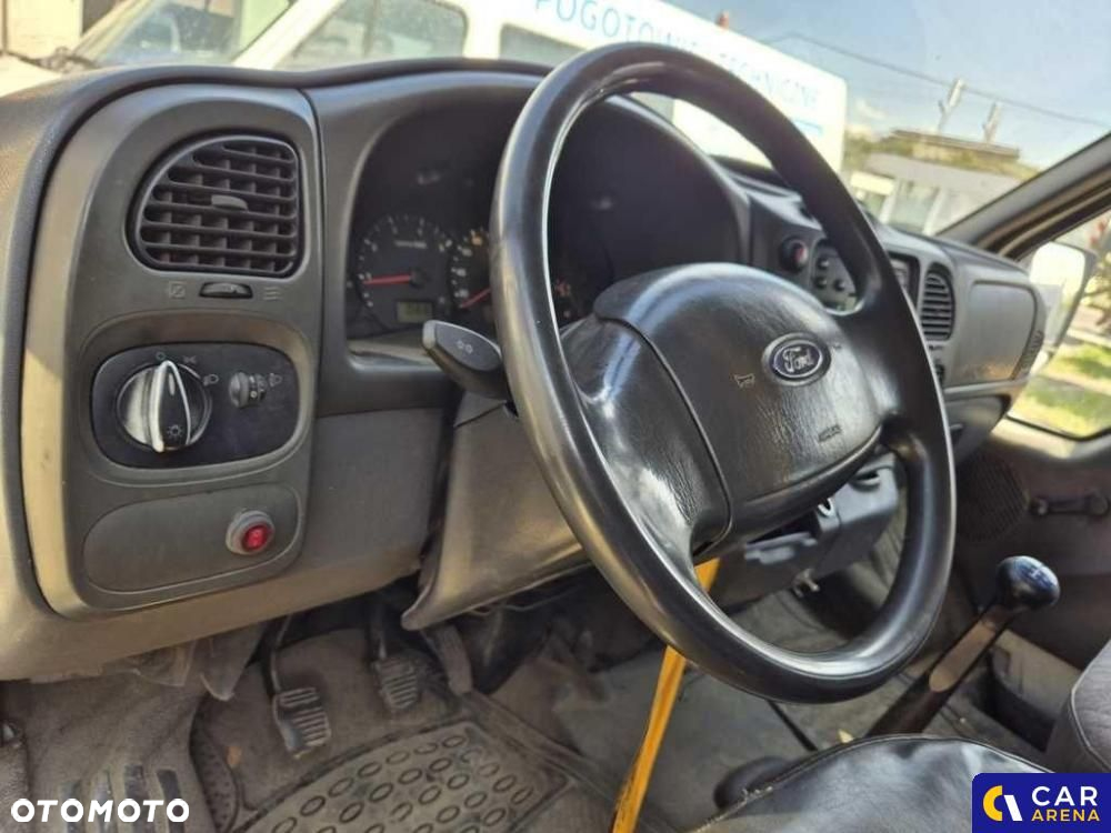 Ford Transit - 16