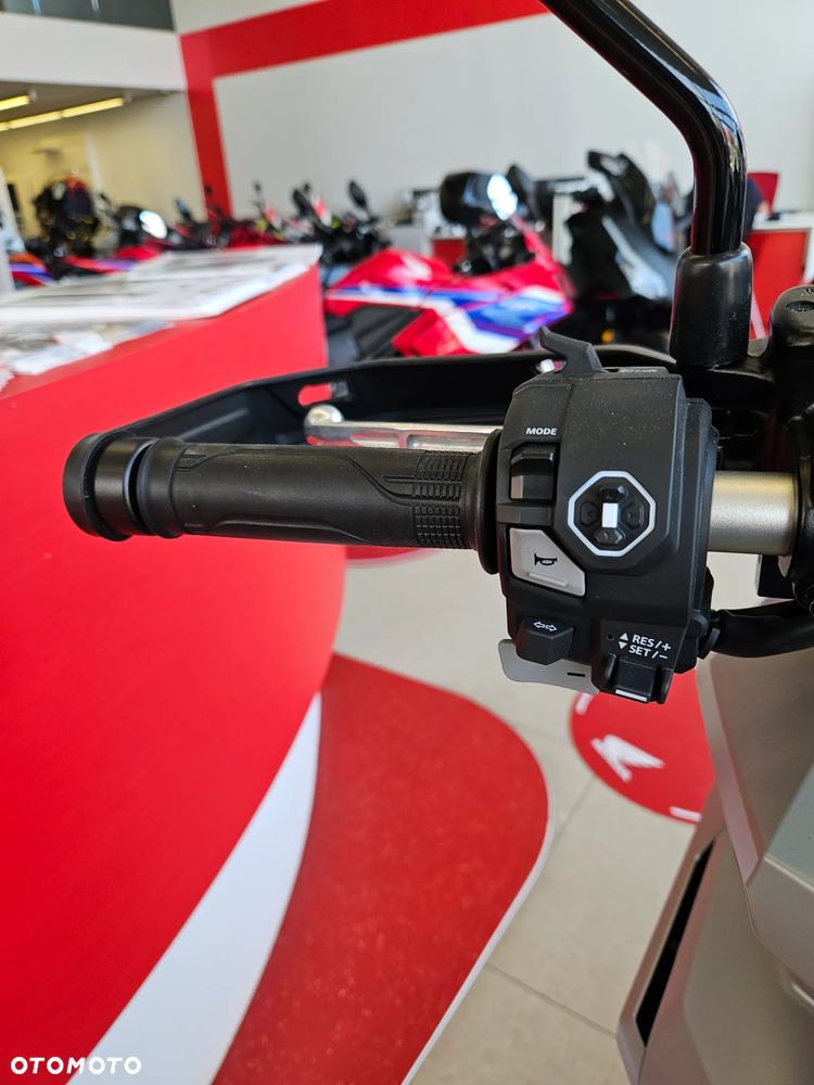 Honda X-ADV - 8