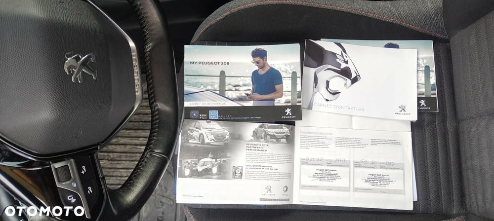 Peugeot 208 PureTech 75 Allure - 27