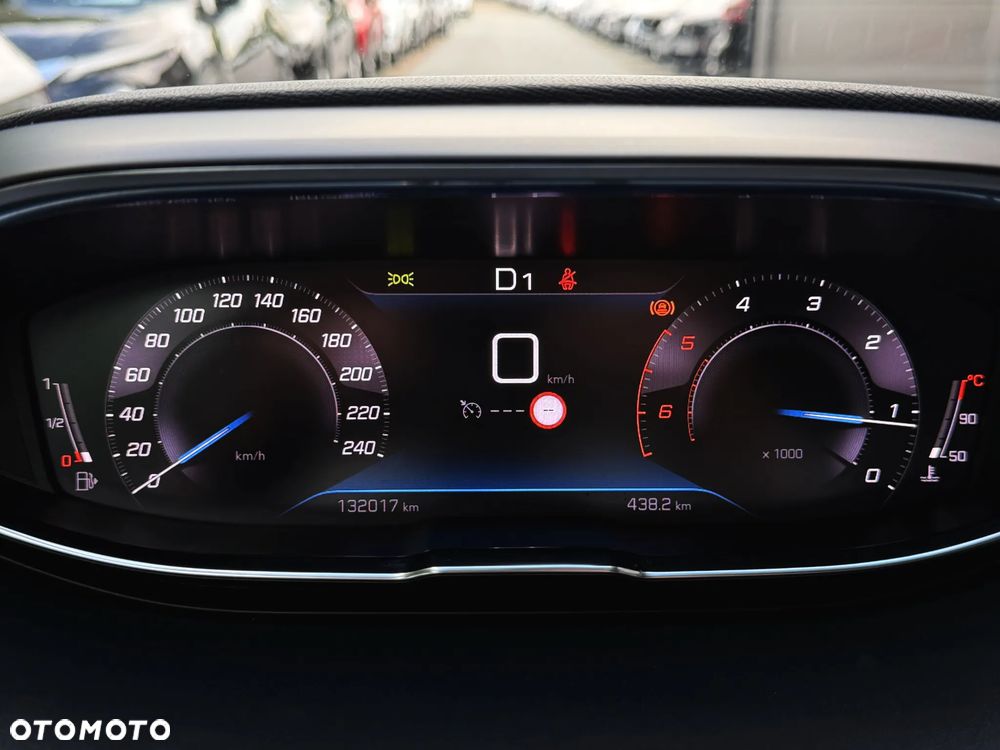 Peugeot 5008 BlueHDi 130 EAT8 Allure - 30