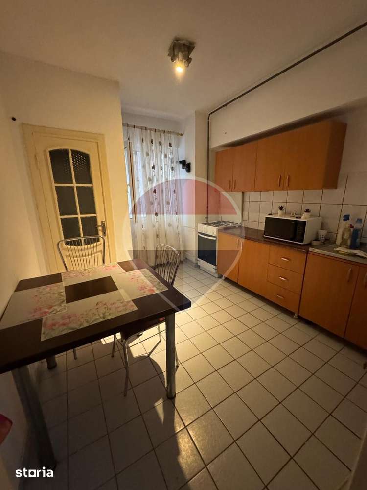 Apartament cu 3 camere in zona sud — fotografia 3