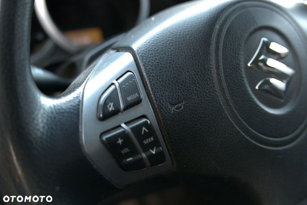 Suzuki Grand Vitara 2.4 Premium - 29