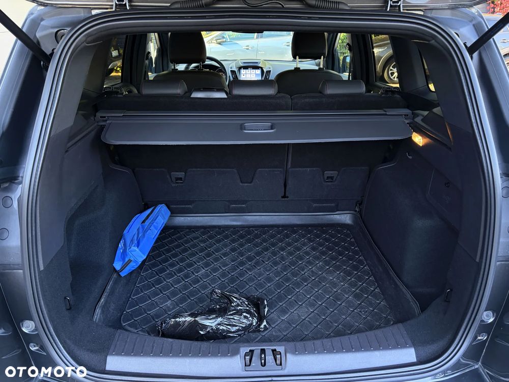 Ford Kuga 2.0 TDCi FWD ST-Line - 33