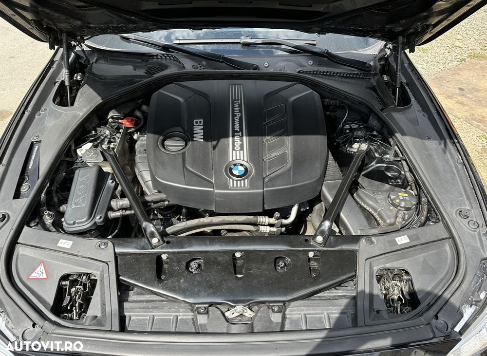 BMW Seria 5 525d xDrive AT - 7