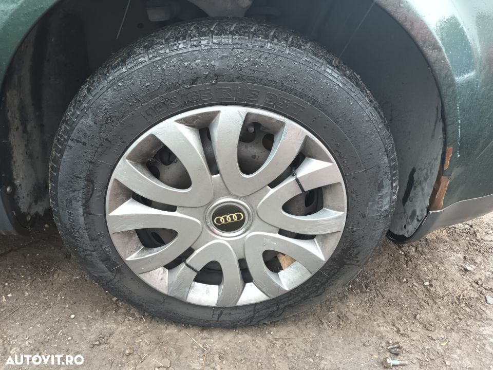 Dezmembrari  Audi A4 B6 (8E)  2000  > 2004 1.6 Benzina - 8