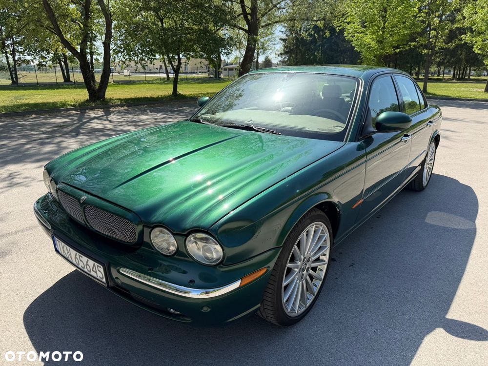 Jaguar XJR 4.2 - 1