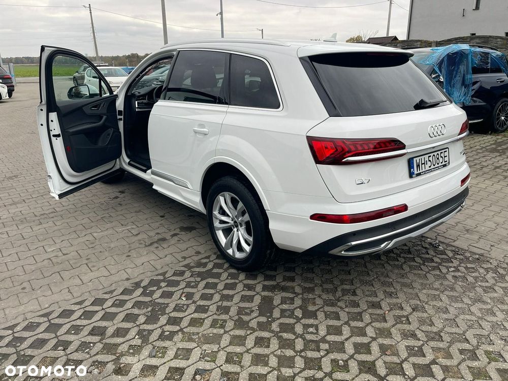 Audi Q7 2023 photo 5