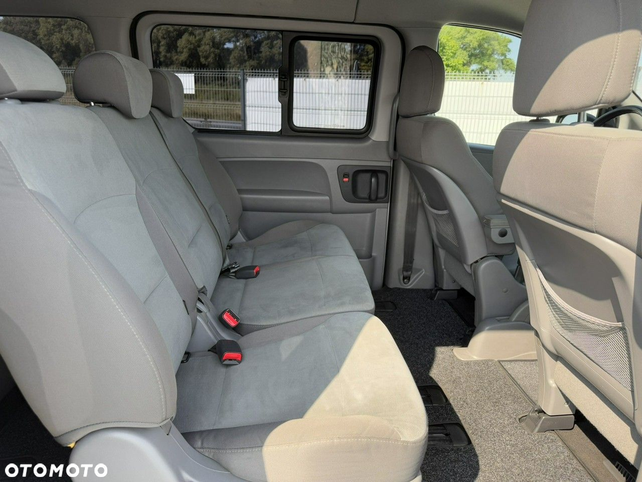 Hyundai H-1 2.5 CRDi Travel Family - 15
