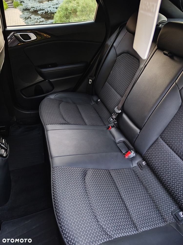 Kia XCeed - 6