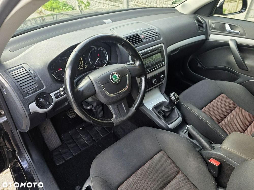 Skoda Octavia 1.6 TDI Ambiente - 12