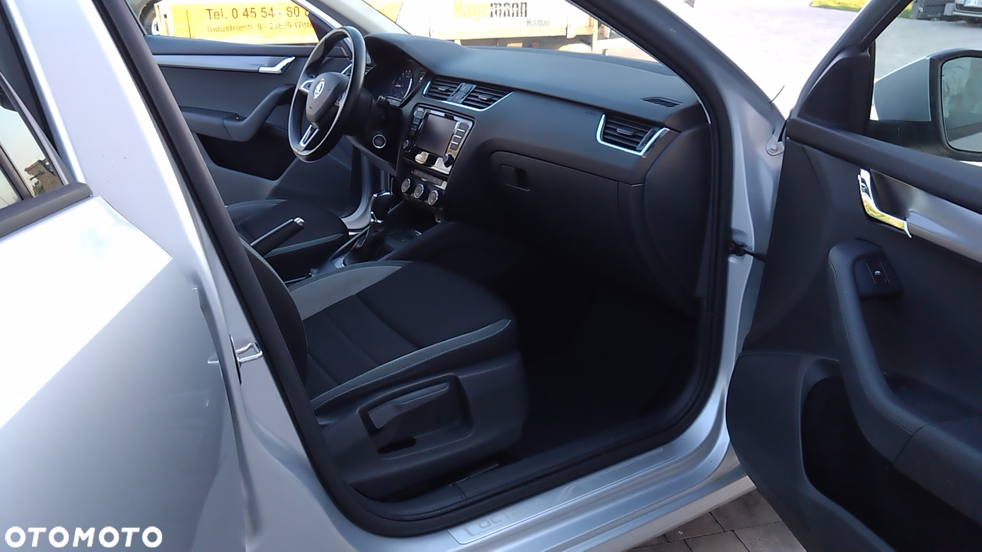 Skoda Octavia 2.0 TDI Style DSG - 14