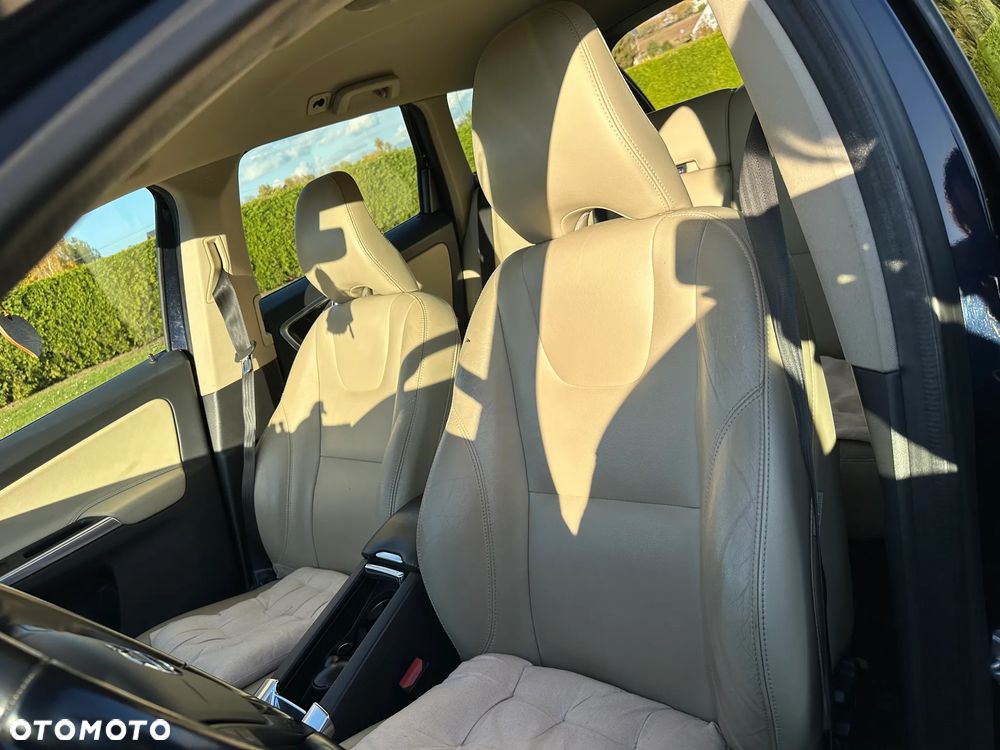 Volvo XC 60 - 11