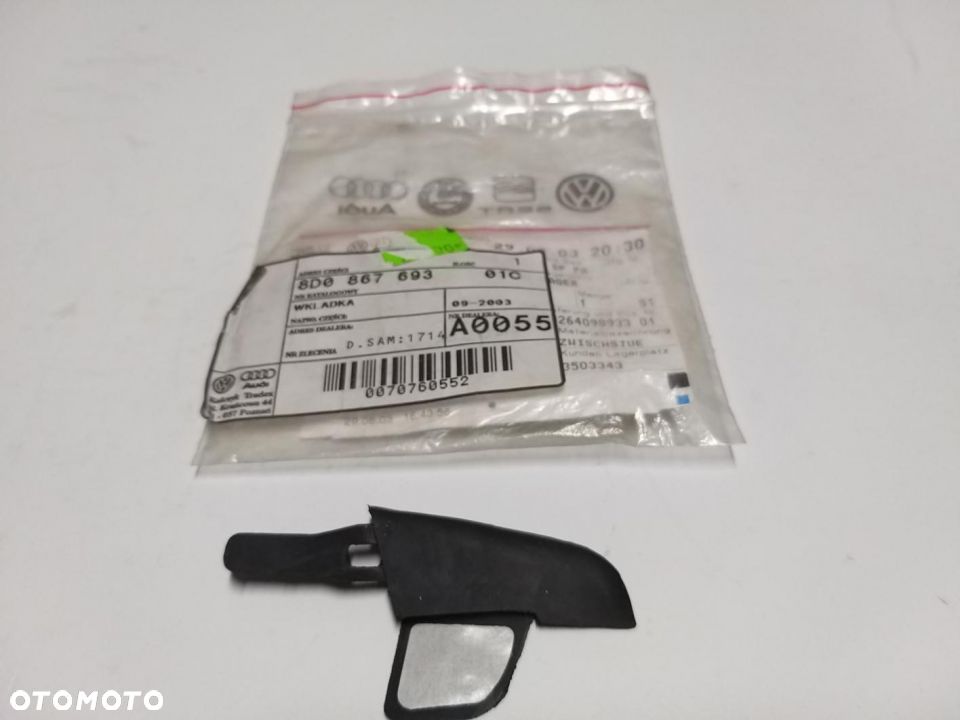 SPINKA DRZWI  Audi A4/Avant 1995-  VW  8D0867693 01C - 1