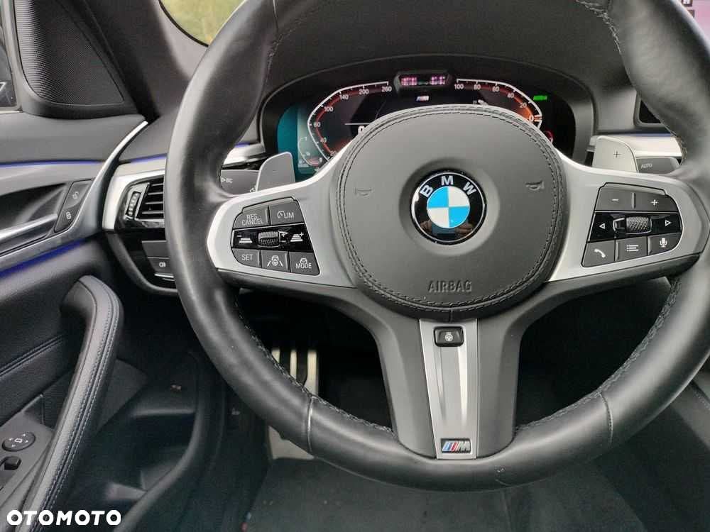 BMW Seria 5 530d xDrive mHEV M Sport sport - 13