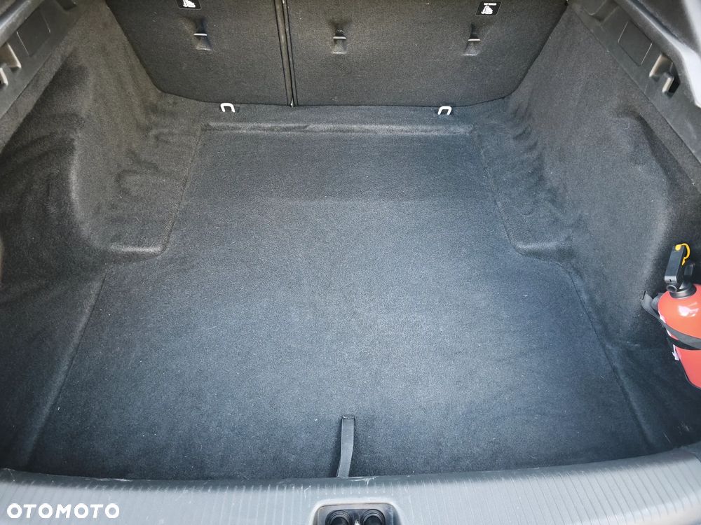 Opel Insignia 1.6 T Innovation S&S - 10